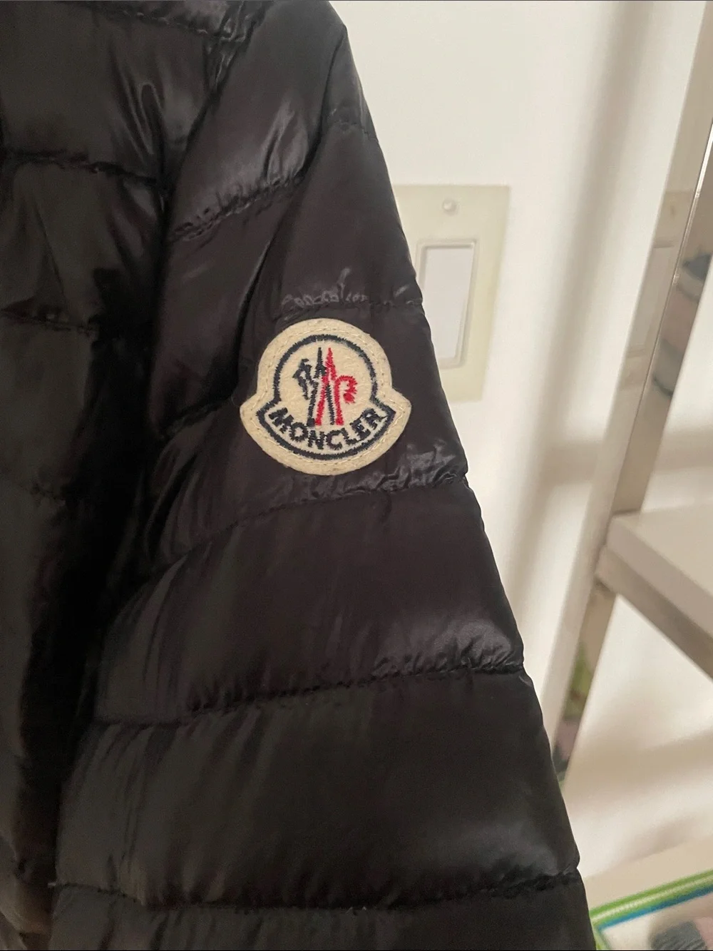 Moncler Lochet Giubbotto Down Jacket
Longue Saison Women's Jacket - Picture 2 of 7